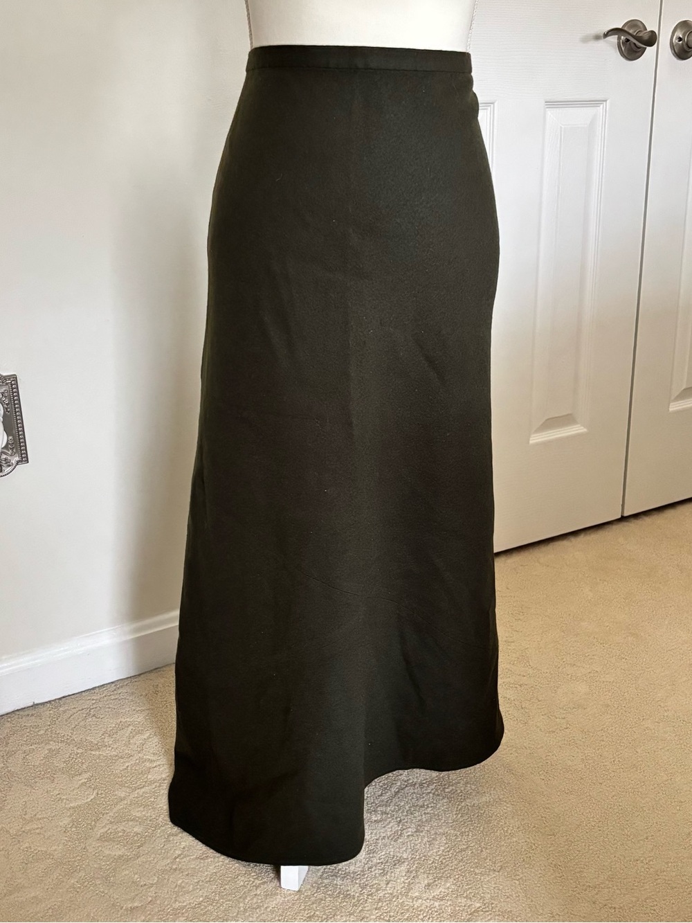 Banana Republic Olive Green Solid Maxi Long Twill Wool Blend Skirt Women's 8